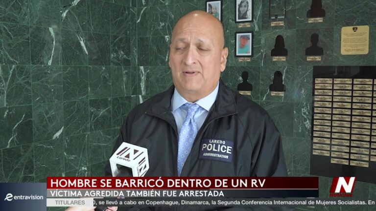 Reencuentro en barco en la CDMX conmueve a pasajeros y genera debate en redes