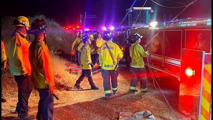 Seis personas son rescatadas tras accidente en acantilado de playa en el condado de Santa Cruz