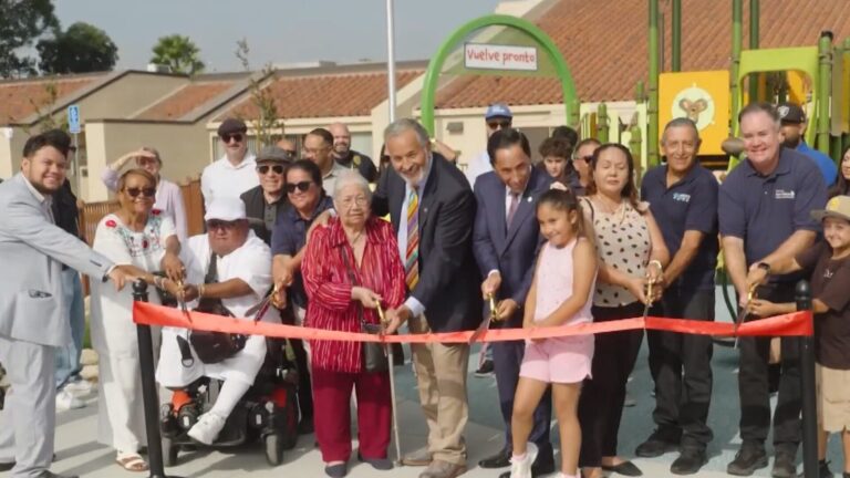 Centro comunitario de San Ysidro reabre tras inversión de 5.8 millones de dólares