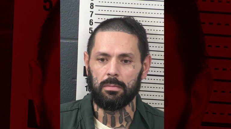 Disparo contra iglesia en Las Cruces: acusan a un hombre de posesión ilegal de arma de fuego