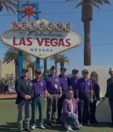 Purple Heart: Un emblemático letrero se iluminó para honrar a héroes caídos y heridos