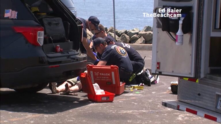 Investigan robo de cajero automático que dejó un herido de gravedad en San Diego