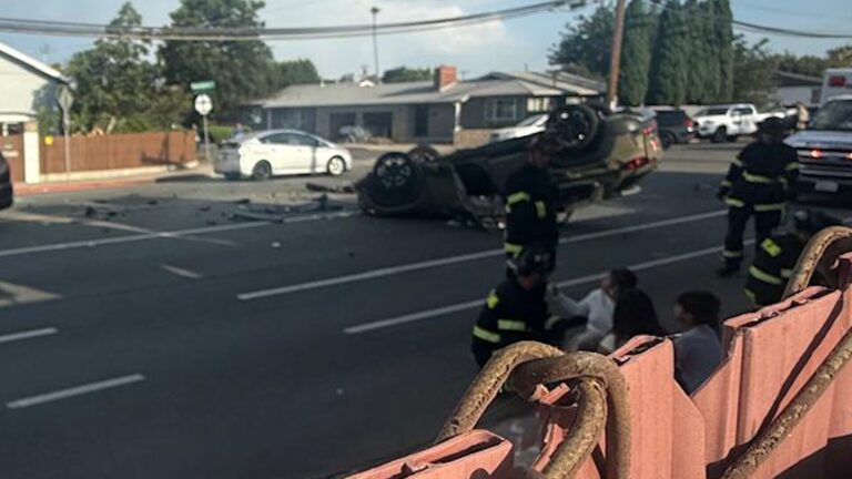 Cinco personas, entre ellas cuatro menores, resultan heridas en choque en Lemon Grove