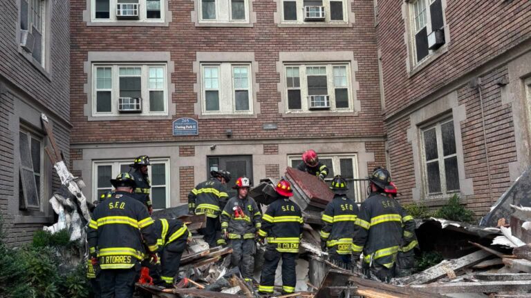 Colapso parcial de edificio en Springfield deja 45 personas desplazadas