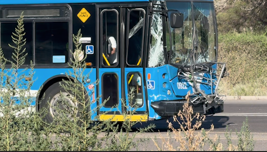 Autoridades responden a accidente de autobús Sun Metro en el noreste de El Paso
