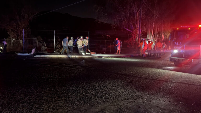 Cinco muertos y 17 heridos tras choque entre autobús y dos vehículos en Tijuana