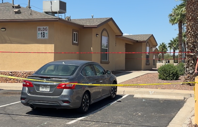 Una mujer muere tras ser apuñalada en el este de El Paso; otra mujer es señalada como presunta agresora