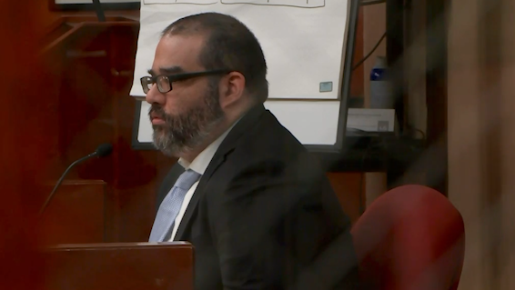 Gabriel Ramírez habla de las tres personalidades de su novia durante el juicio por doble homicidio