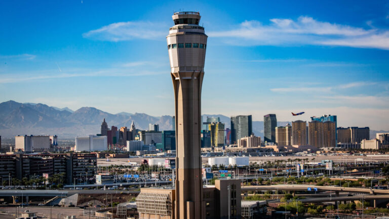 Aeropuerto de Las Vegas sufre preocupante caída en el flujo de viajeros