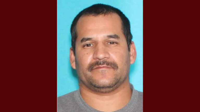 US Marshals y Crime Stoppers de Odessa buscan a fugitivo acusado de agresión sexual infantil