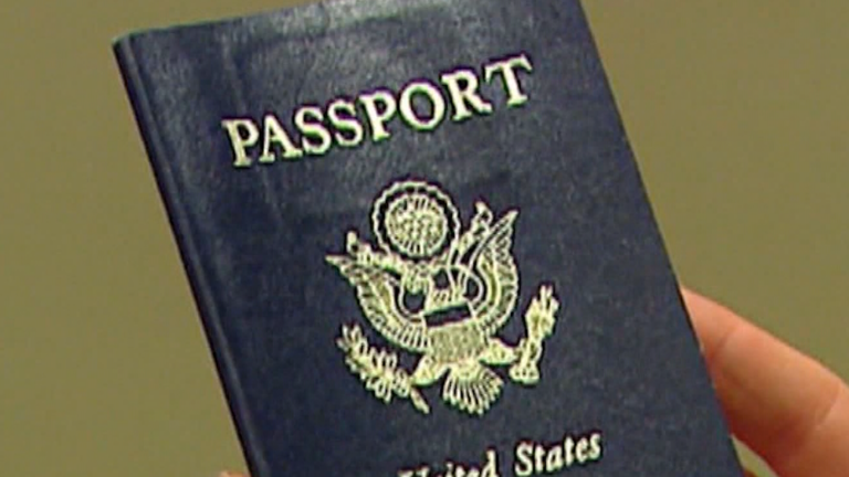 Nueva propuesta podría cambiar el trámite de pasaportes para menores nacidos en EE.UU.
