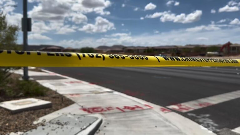Accidente vial: trágico deceso de 1 hombre de 62 años tras choque en East Mountridge Drive