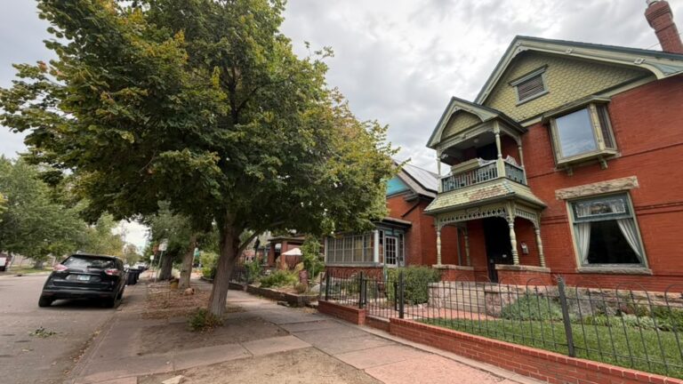 Encuentran a una persona muerta y un laboratorio casero relacionado con drogas en Denver