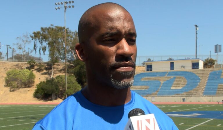 Stephen Cooper lleva su experiencia de los Chargers a San Diego High School