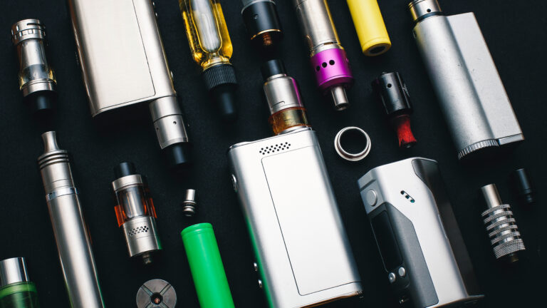 California prohibirá la venta de vapeadores desechables a partir de 2028
