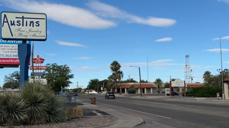 Atropella a peatón y se da a la fuga en Las Cruces