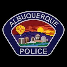 Tiroteo en el oeste de Albuquerque deja a un hombre en condición crítica y a un detenido