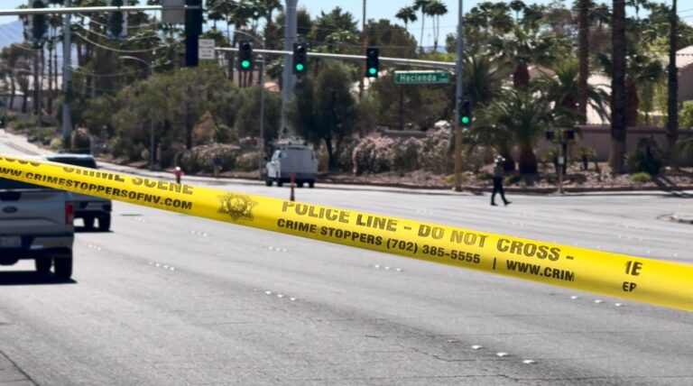 Trágico atropello en Las Vegas cobra la vida de anciana en paso peatonal