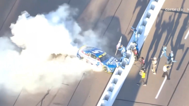 La Tradición Más Espectacular de NASCAR: El Poder del ‘Burnout’