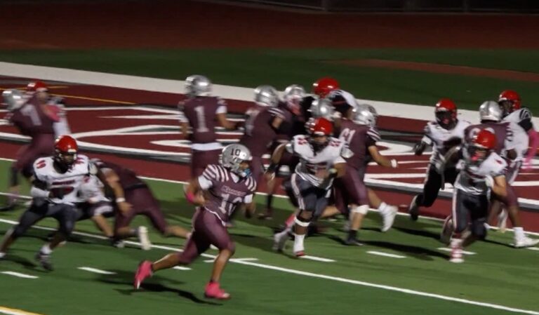 Komets caen en casa ante Cardinals en el fútbol americano de preparatorias