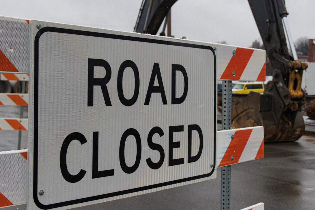 Obras en Santa Fe Drive afectan el acceso a negocios en Denver