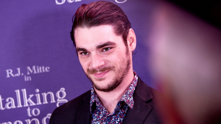 Muere a los 34 años RJ Mitte, actor de ‘Breaking Bad’ y defensor de los derechos de las personas con discapacidad