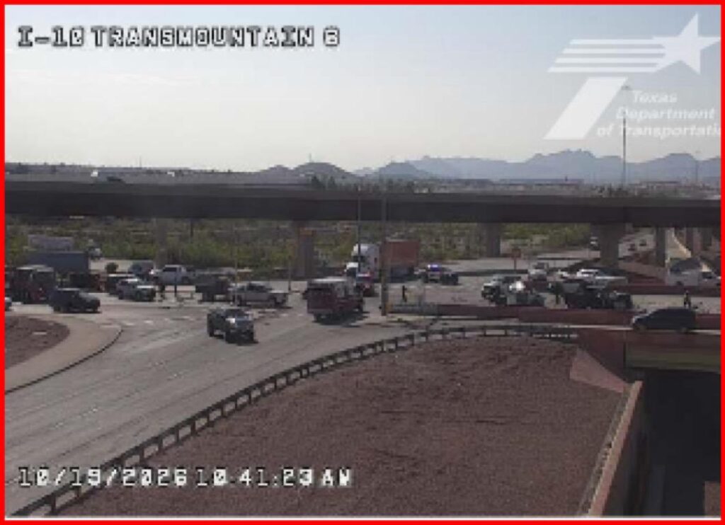 Investigan choque entre tráiler y varios vehículos en el noroeste de El Paso
