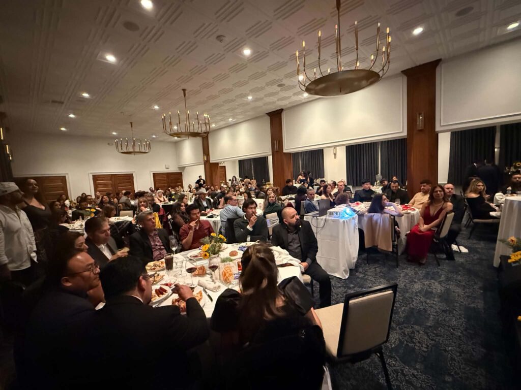 Homenajean a pioneros hispanos del valle durante una gala en el Hotel Colorado