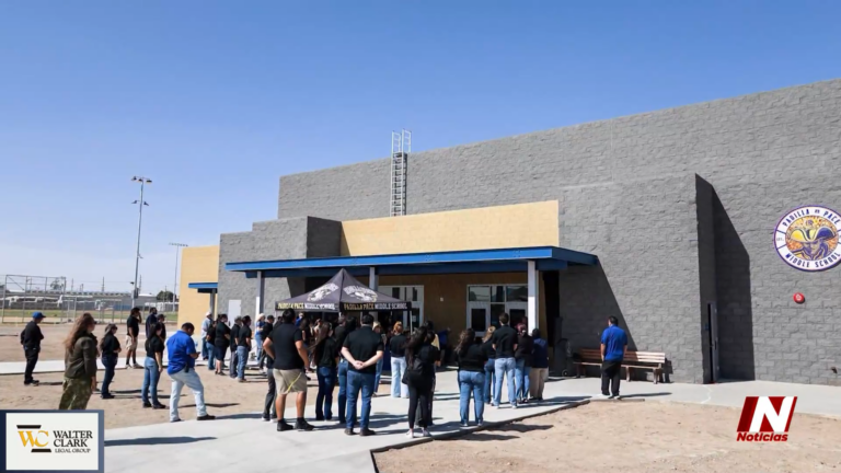 Inauguran nuevo gimnasio en la escuela secundaria Padilla-Pace de Brawley