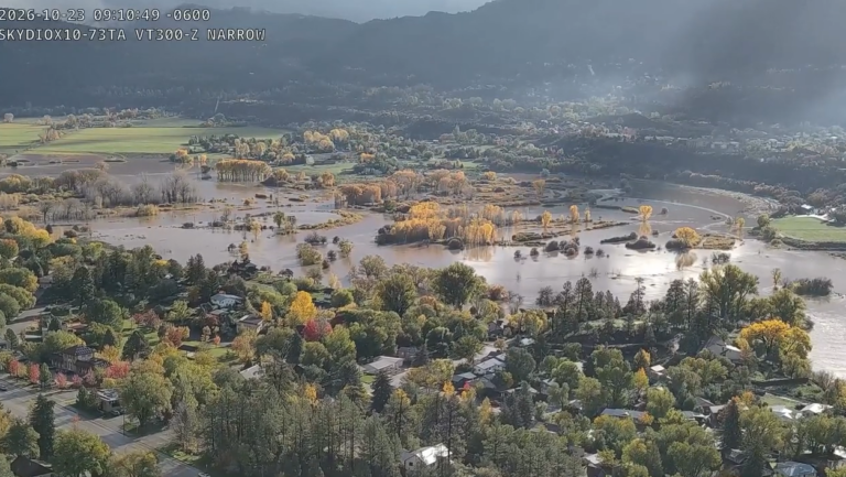 Inundaciones en Colorado dejan cerca de 100 evacuados y familias atrapadas en sus viviendas