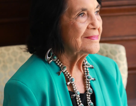 Fallece Dolores Huerta a los 96 años, histórica líder del movimiento campesino
